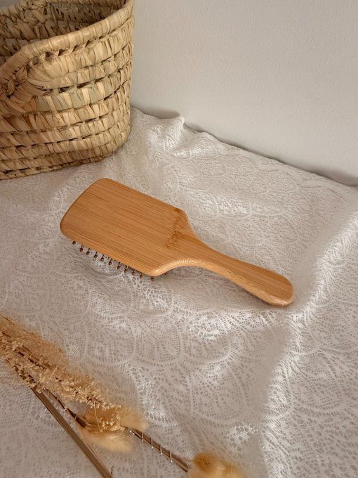 Brosse à cheveux en bambou pour adulte gravée