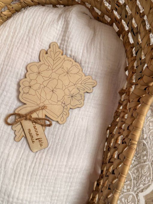 Bouquet en bois à peindre – Personnalisable